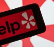 Yelp ermöglicht es Nutzern, Empfehlungen zu lokalen Geschäften zu finden und zu teilen. (Foto: AdobeStock - 575573550 David)